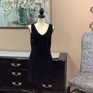 Chic Black Sleeveless Dress